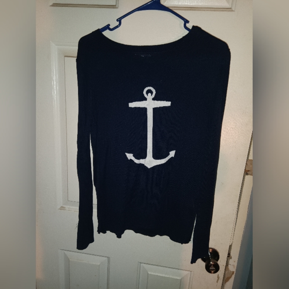 Gap sweater
